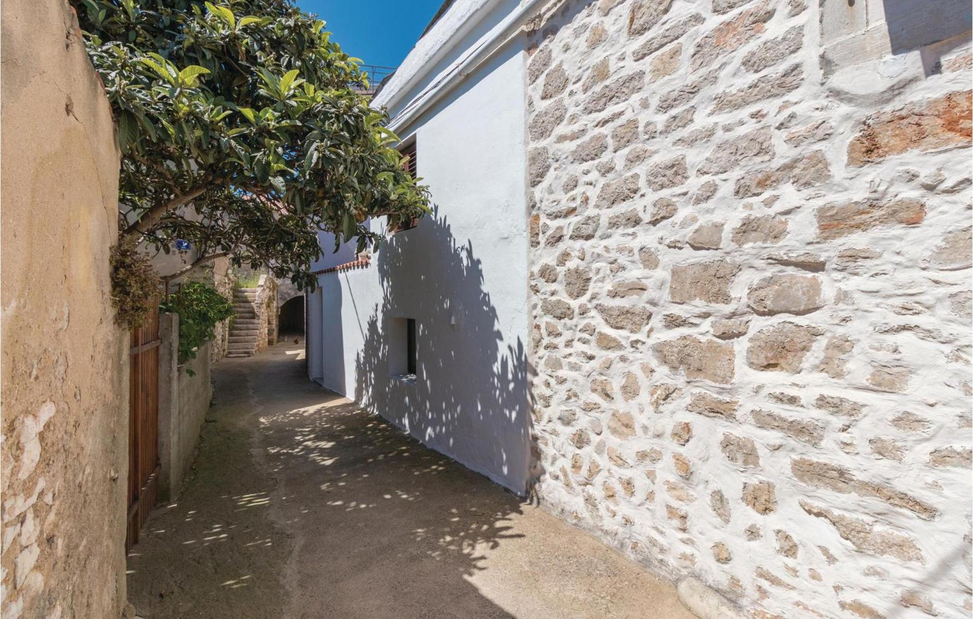 Lovely Home In Preko With Wifi Exterior photo